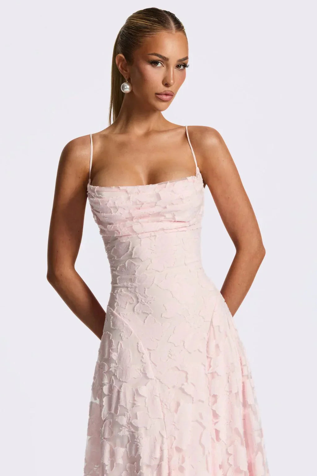 Femme Robe de Soirée Longue sans Manches à Bretelles Fines et Jupe Évasée