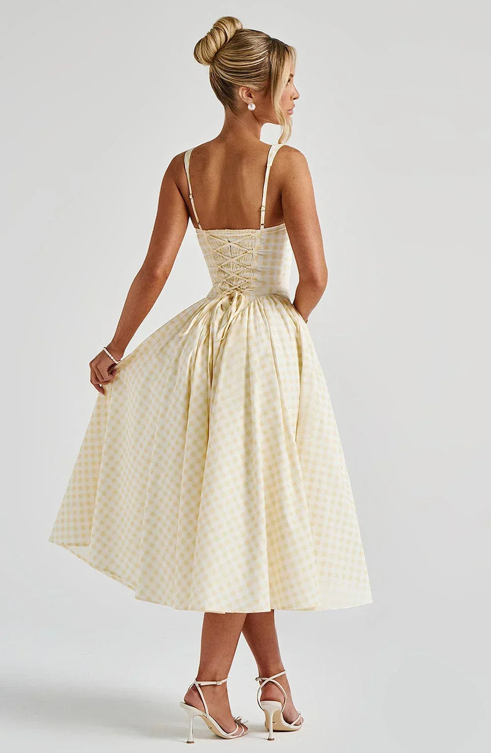 Femme Robe Midi à Carreaux Sans Manches avec Bretelles Larges et Jupe Évasée