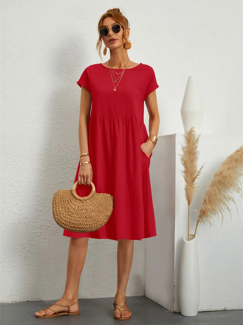 Femme Robe Midi Manches Courtes avec Col Rond et Poches Latérales