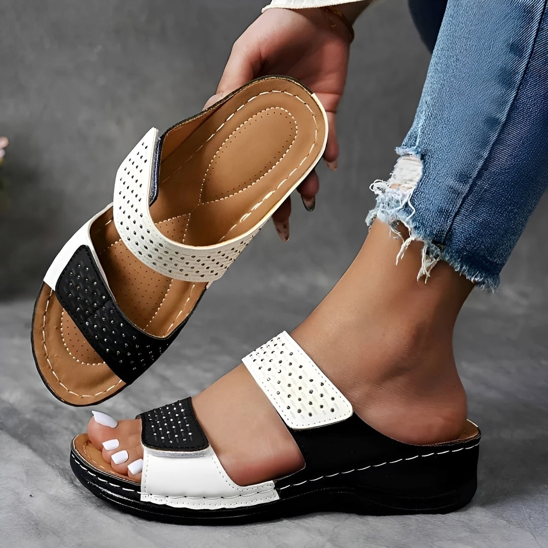 Femme Sandales à Double Bride Velcro avec Semelle Plateforme et Rivets Décoratifs