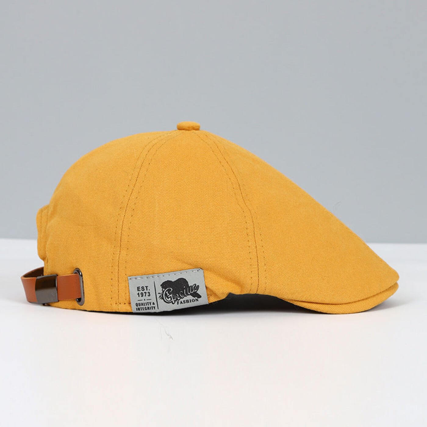 Homme Casquette Plate Style Vintage avec Réglage Arrière