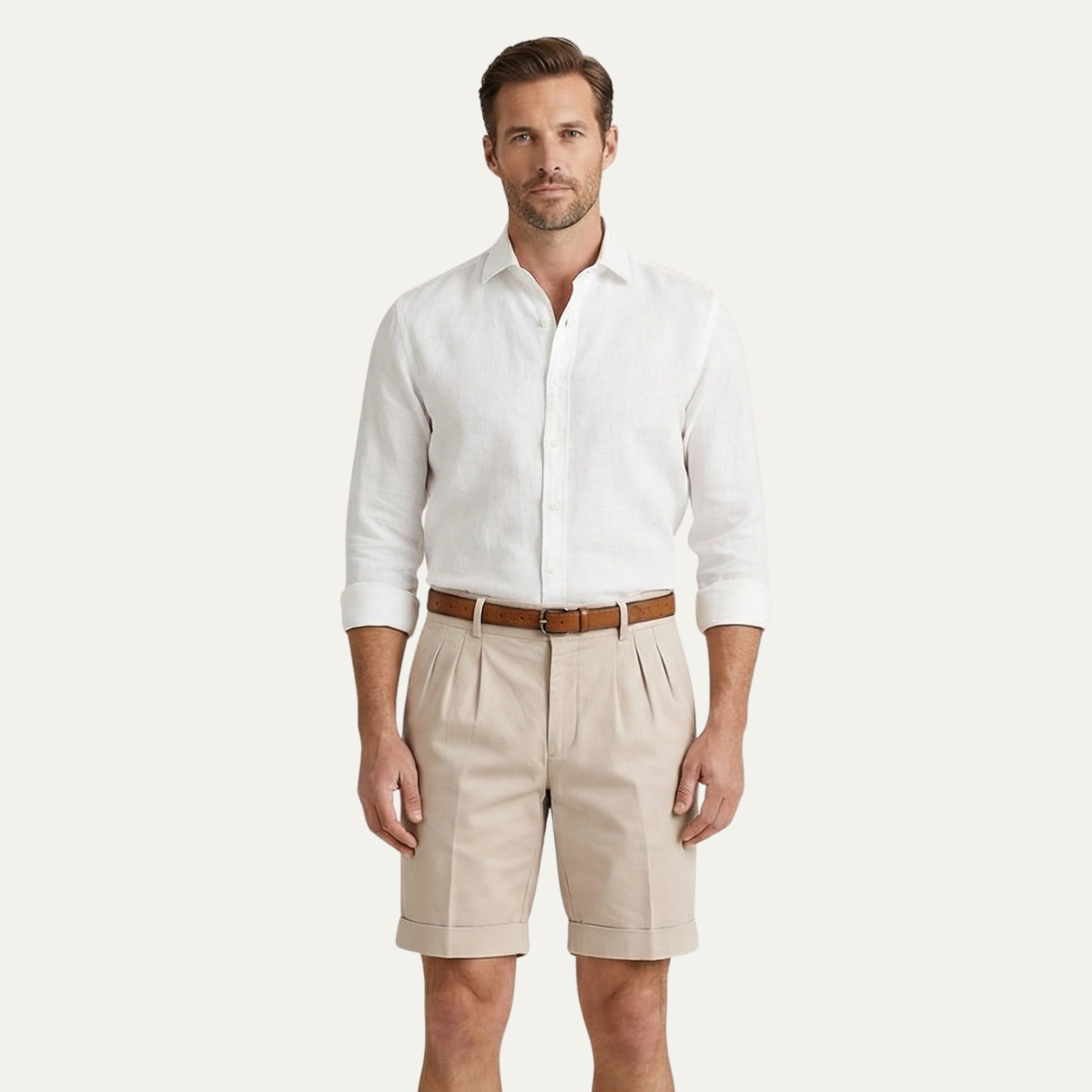 Homme Short Chino à Plis avec Revers et Ceinture