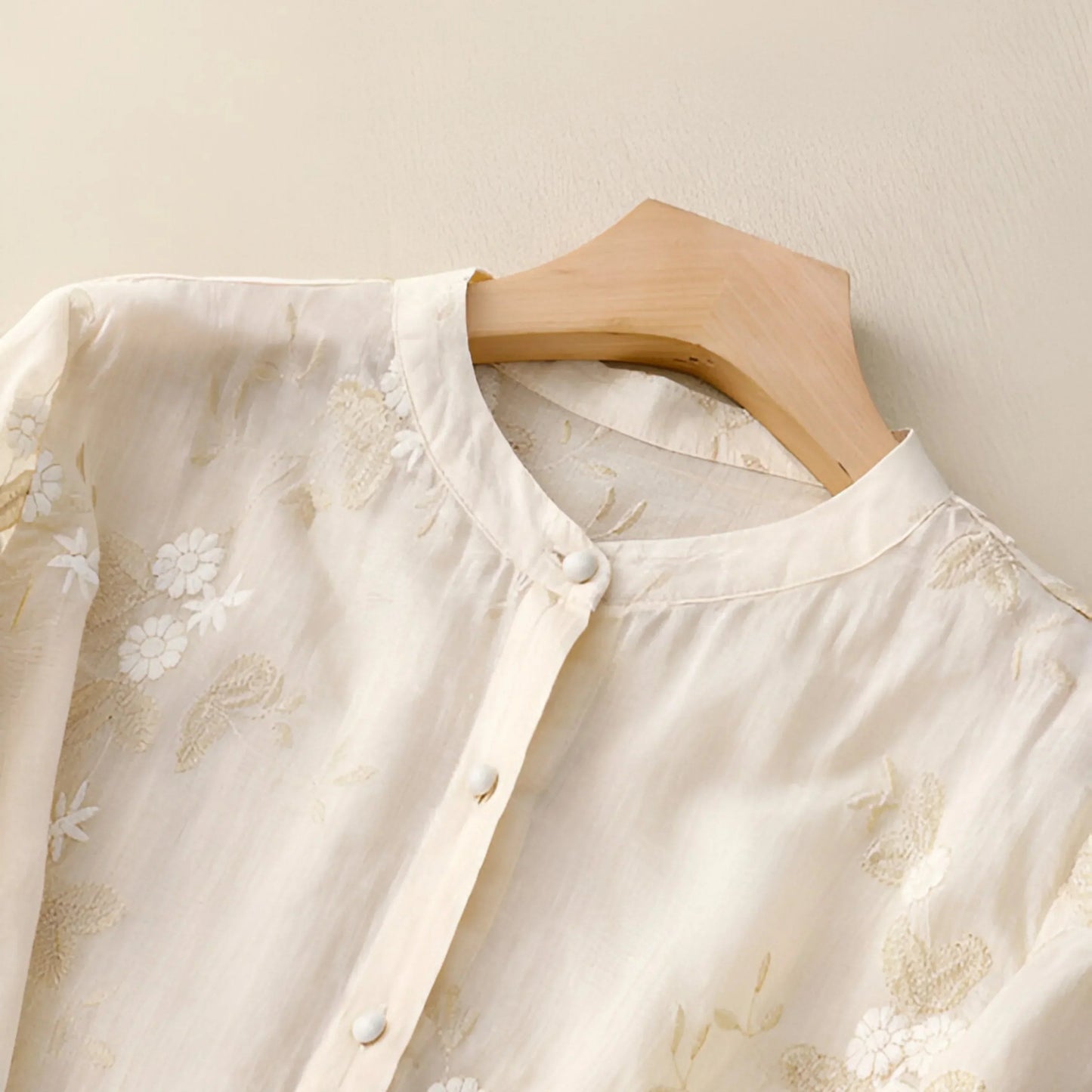Femme Blouse Trois-Quarts Broderie Florale col Rond à Boutons