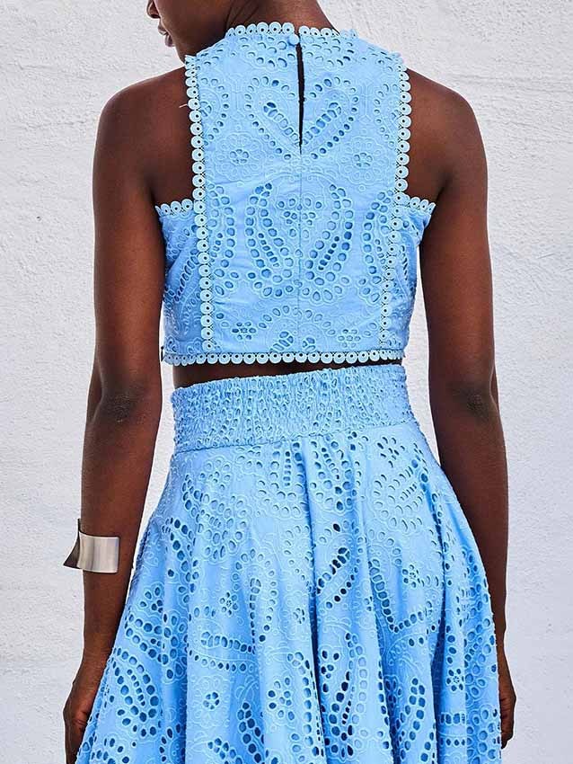 Femme Ensemble Crop Top et Jupe Longue sans Manches à Broderie Ajourée