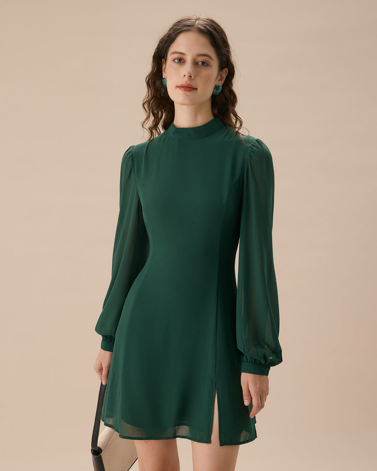 Femme Mini Robe Col Montant Manches Bouffantes et Fente Avant Silhouette A-line