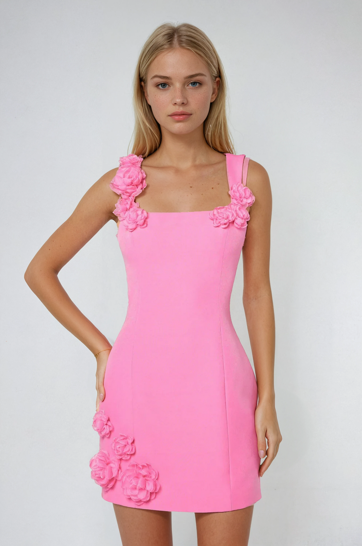 Femme Mini Robe Sans Manches à Col Carré avec Appliqués Floraux 3D