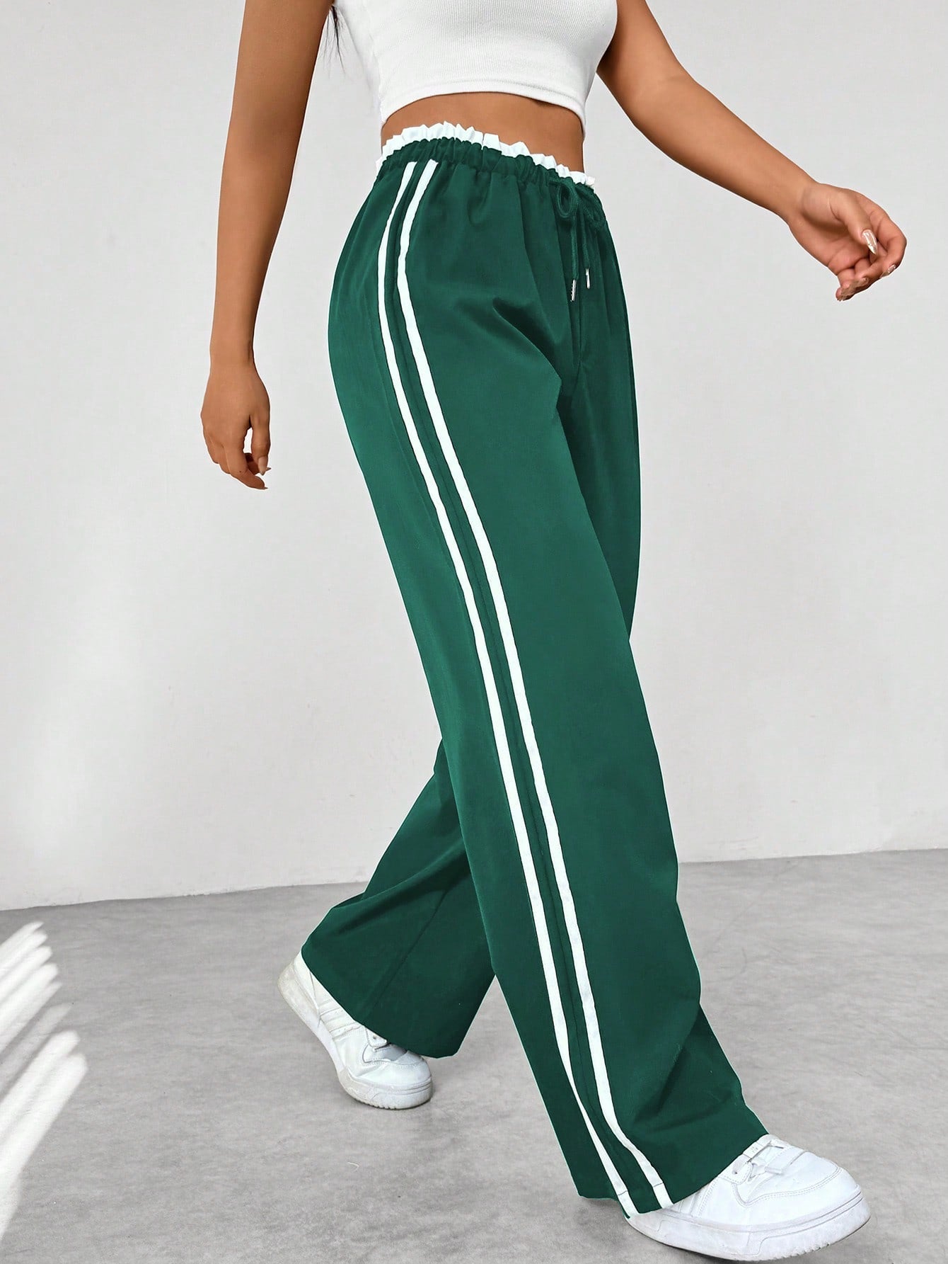 Femme Pantalon de Sport Large avec Bandes Latérales et Taille Élastique