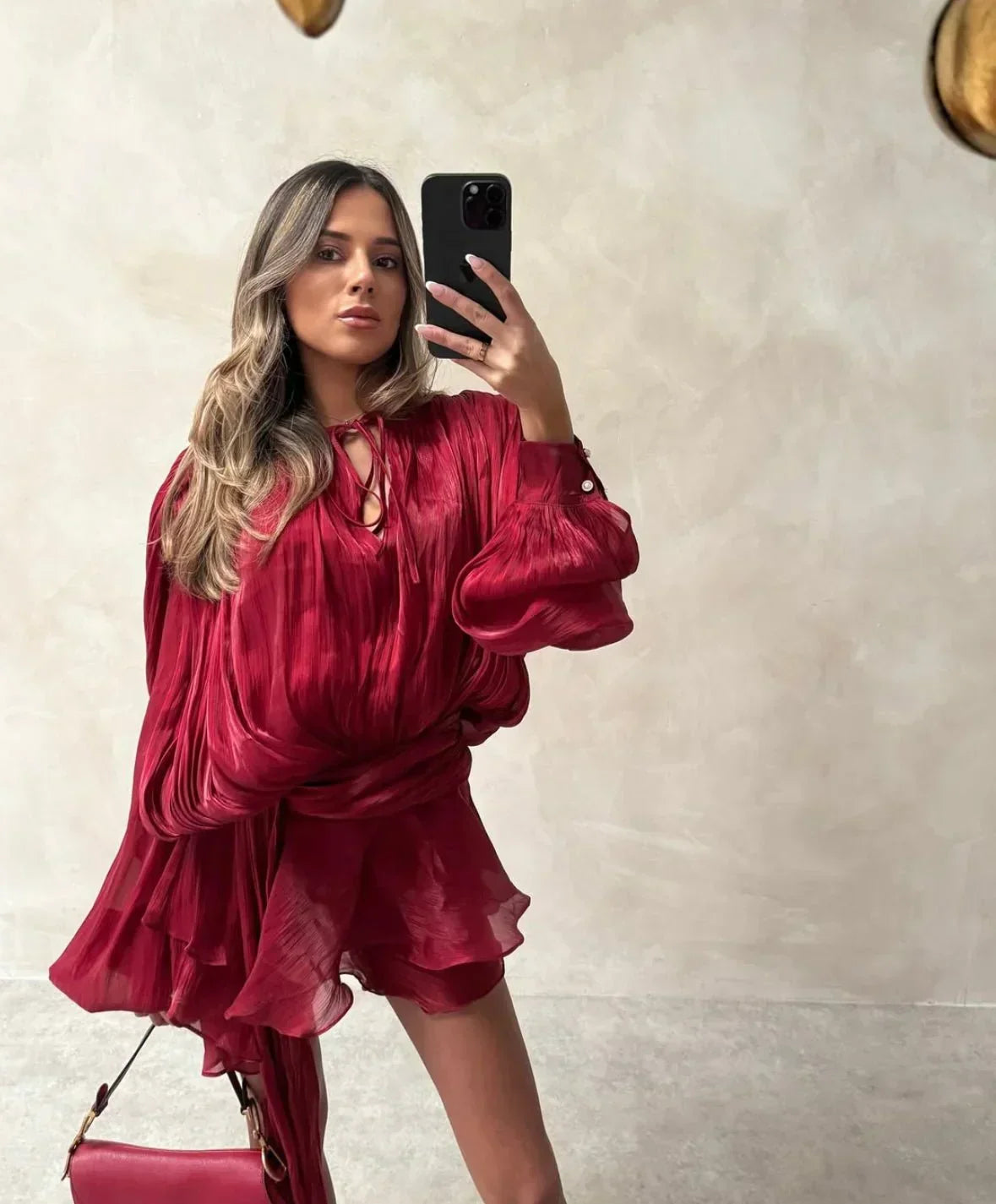 Femme Robe Courte Plissée à Manches Bouffantes et Ceinture