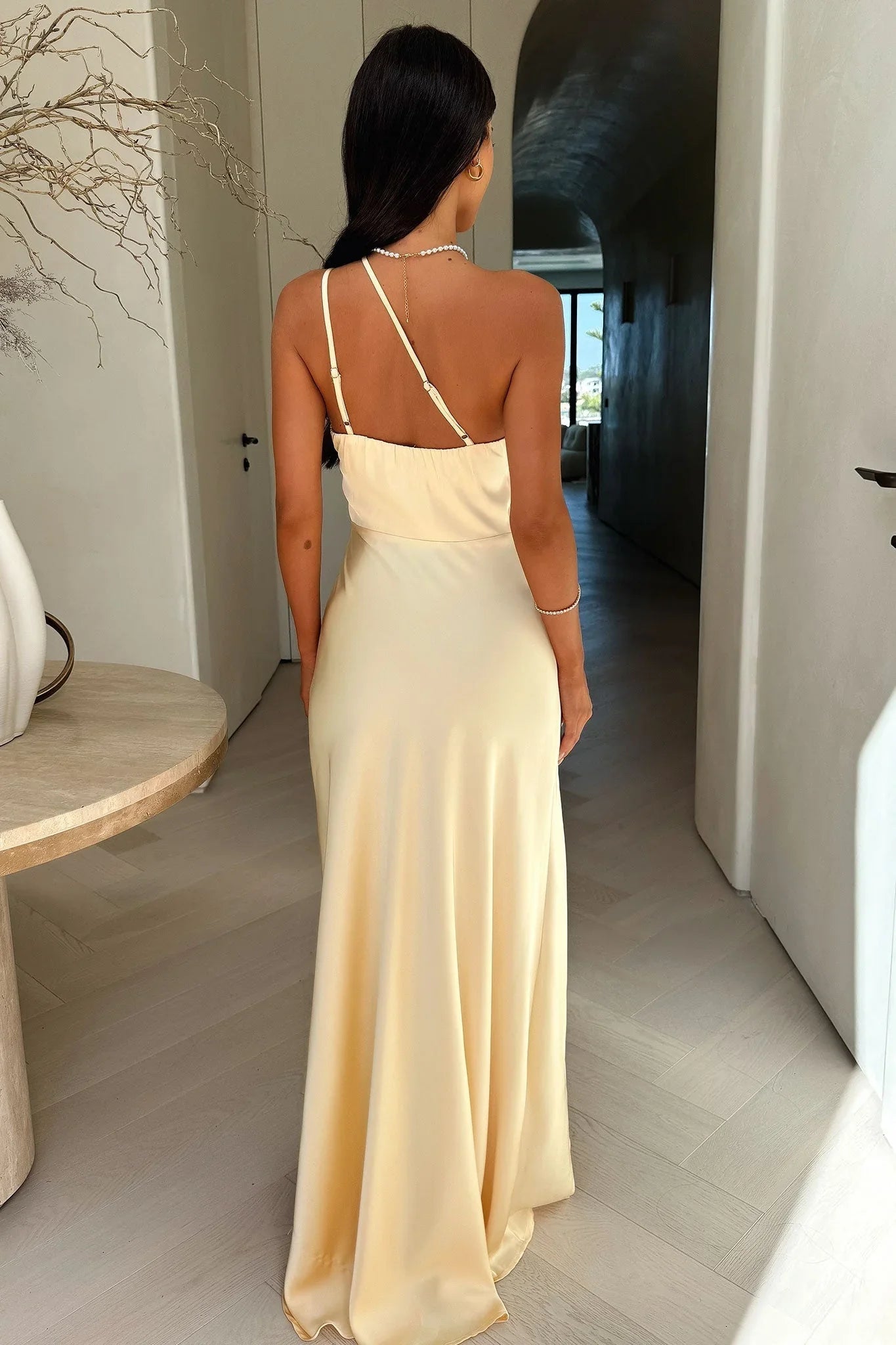 Femme Robe de Soirée Longue Asymétrique à une Épaule avec Fente