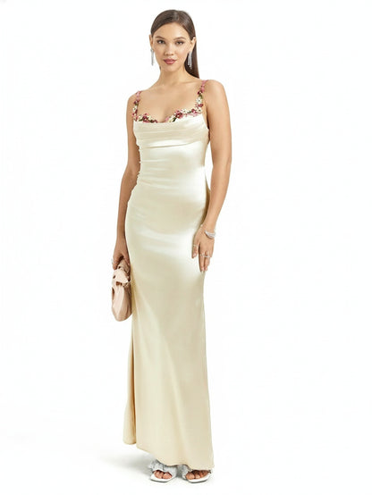 Femme Robe de Soirée Longue Slim Fit sans Manches avec Encolure Bénitier et Ornements Floraux