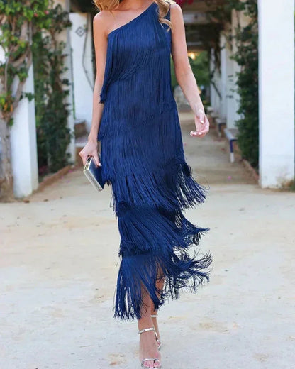 Femme Robe Longue à Franges Étagées et Encolure Asymétrique