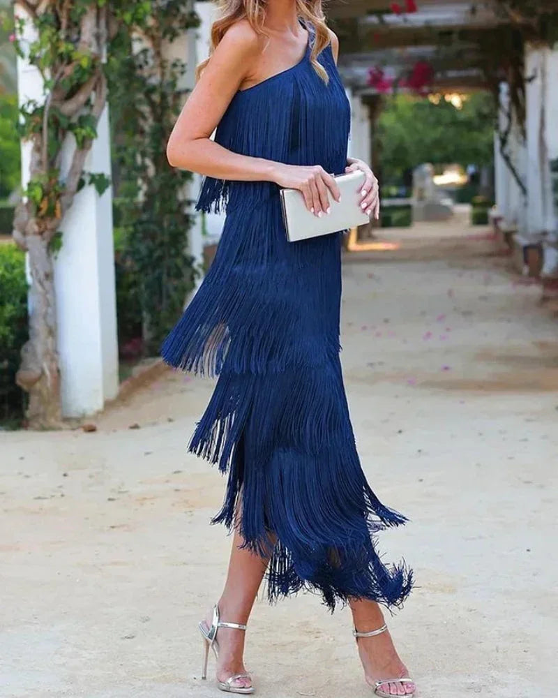 Femme Robe Longue à Franges Étagées et Encolure Asymétrique