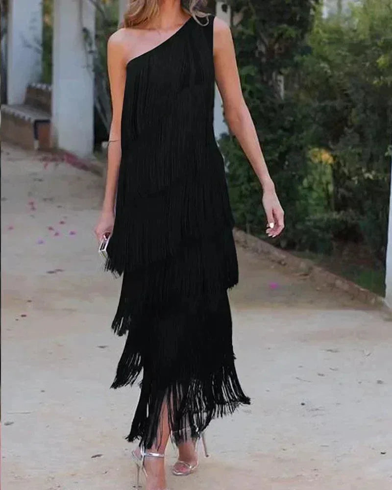 Femme Robe Longue à Franges Étagées et Encolure Asymétrique