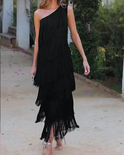 Femme Robe Longue à Franges Étagées et Encolure Asymétrique