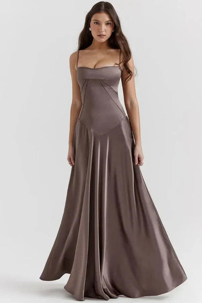Femme Robe Longue de Soirée à Bretelles Fines avec Col Carré et Laçage Dos
