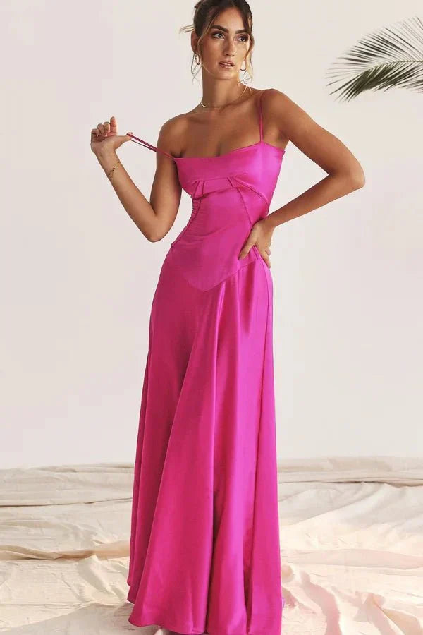Femme Robe Longue de Soirée à Bretelles Fines avec Col Carré et Laçage Dos