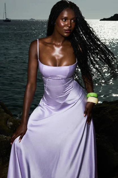 Femme Robe Longue de Soirée à Bretelles Fines avec Col Carré et Laçage Dos