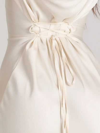 Femme Robe Longue de Soirée Manches Évasées col Bénitier et Silhouette Ajustée
