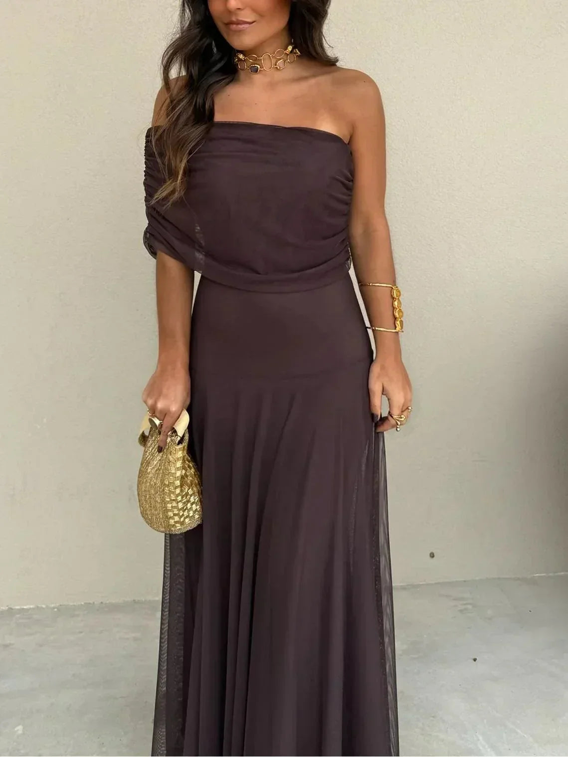 Femme Robe Longue Épaules Dénudées à Jupe Fluide et Col Drapé