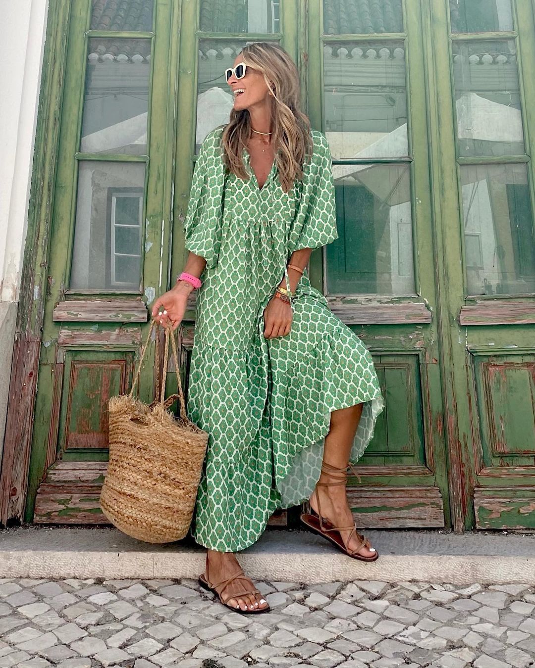 Femme Robe Maxi Bohème à Imprimé Floral avec Col en V et Manches Bouffantes