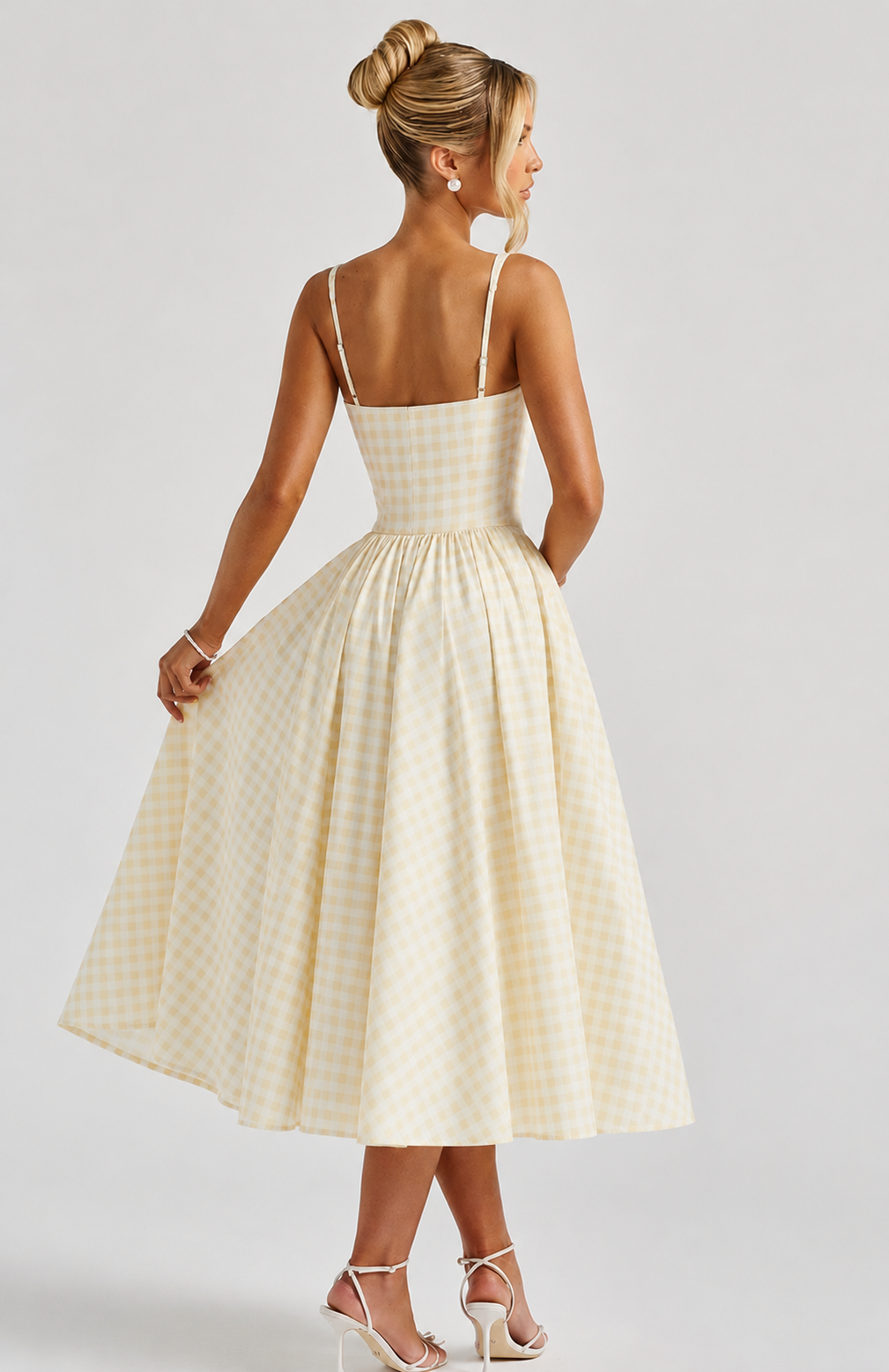 Femme Robe Midi à Carreaux Sans Manches avec Bretelles Larges et Jupe Évasée