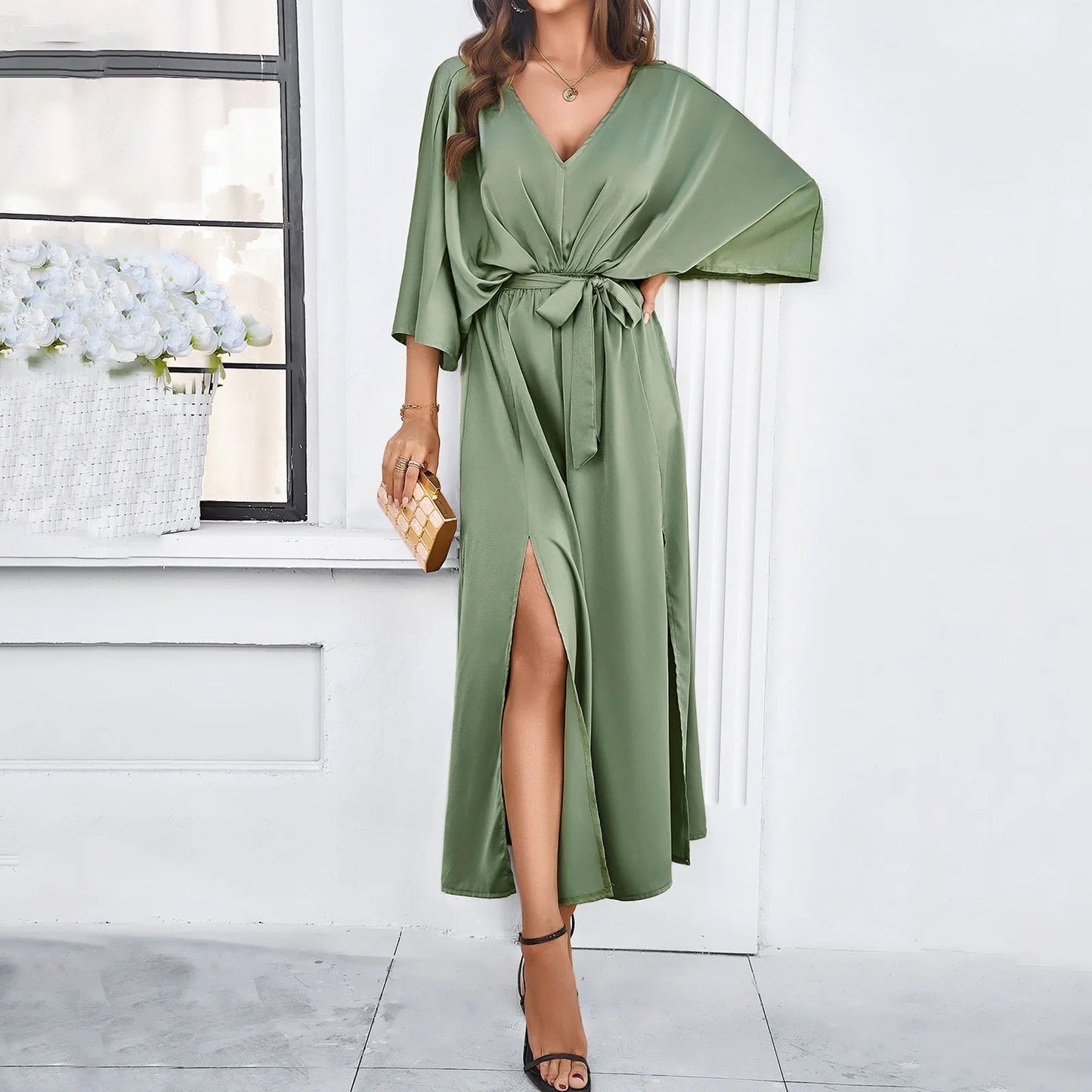 Femme Robe Midi avec Col en V, Manches Chauve-Souris et Fente Latérale