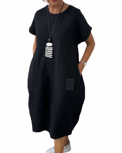 Femme Robe Midi Manches Courtes Oversize avec Col Rond et Imprimé Lettres