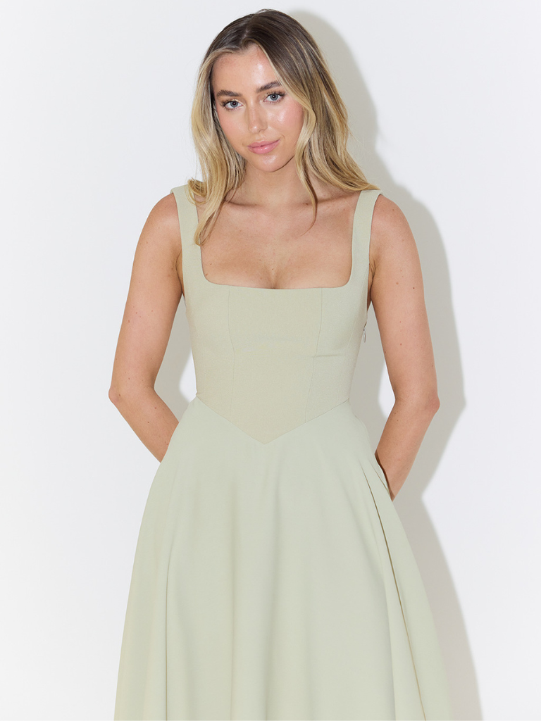 Femme Robe Midi sans Manches avec Décolleté Carré et Jupe Évasée