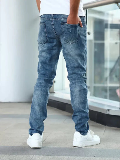 Homme Jeans Slim Fit avec Finitions Used et Poches