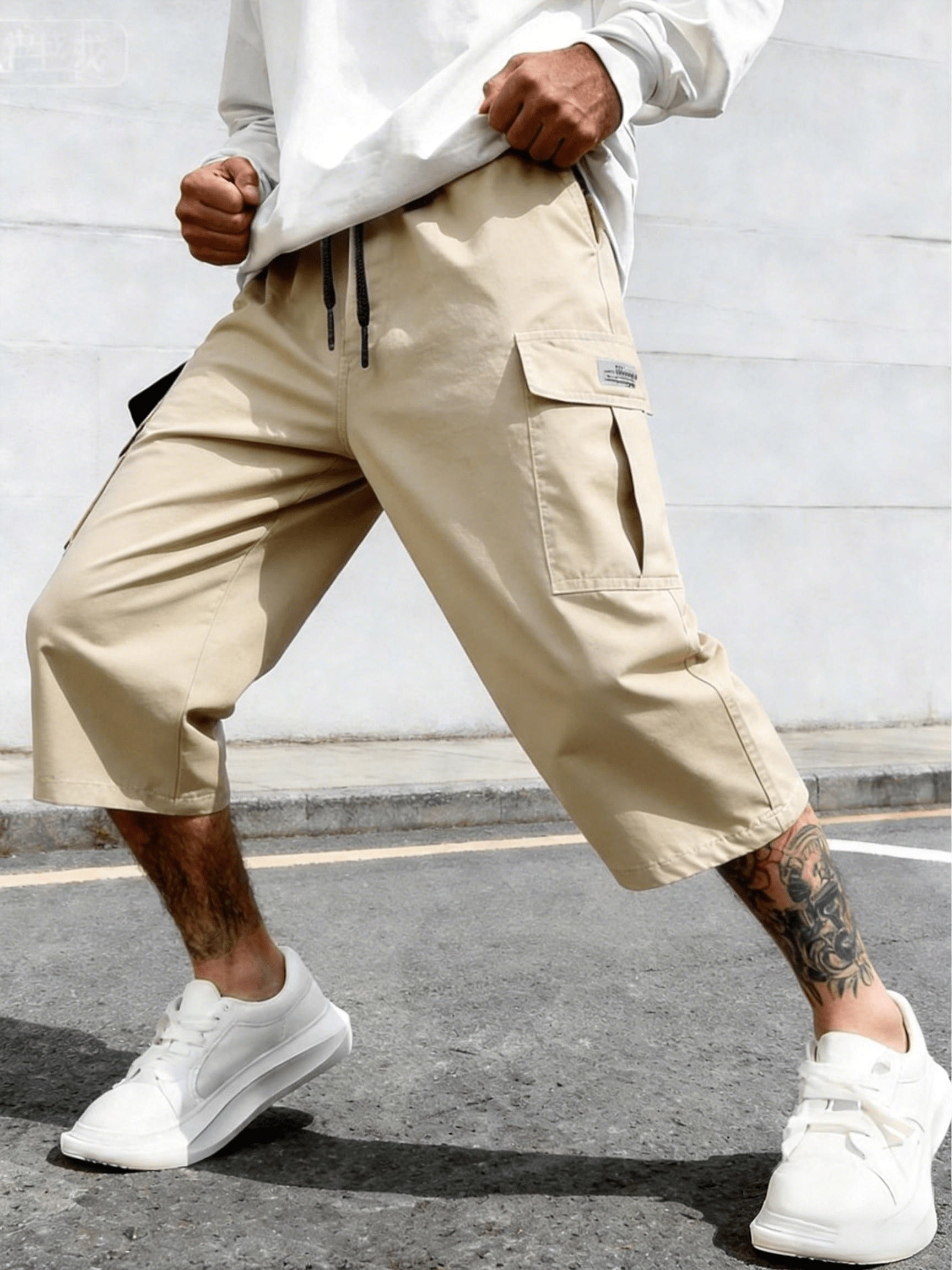 Homme Short Cargo avec Poches Latérales et Cordon de Serrage