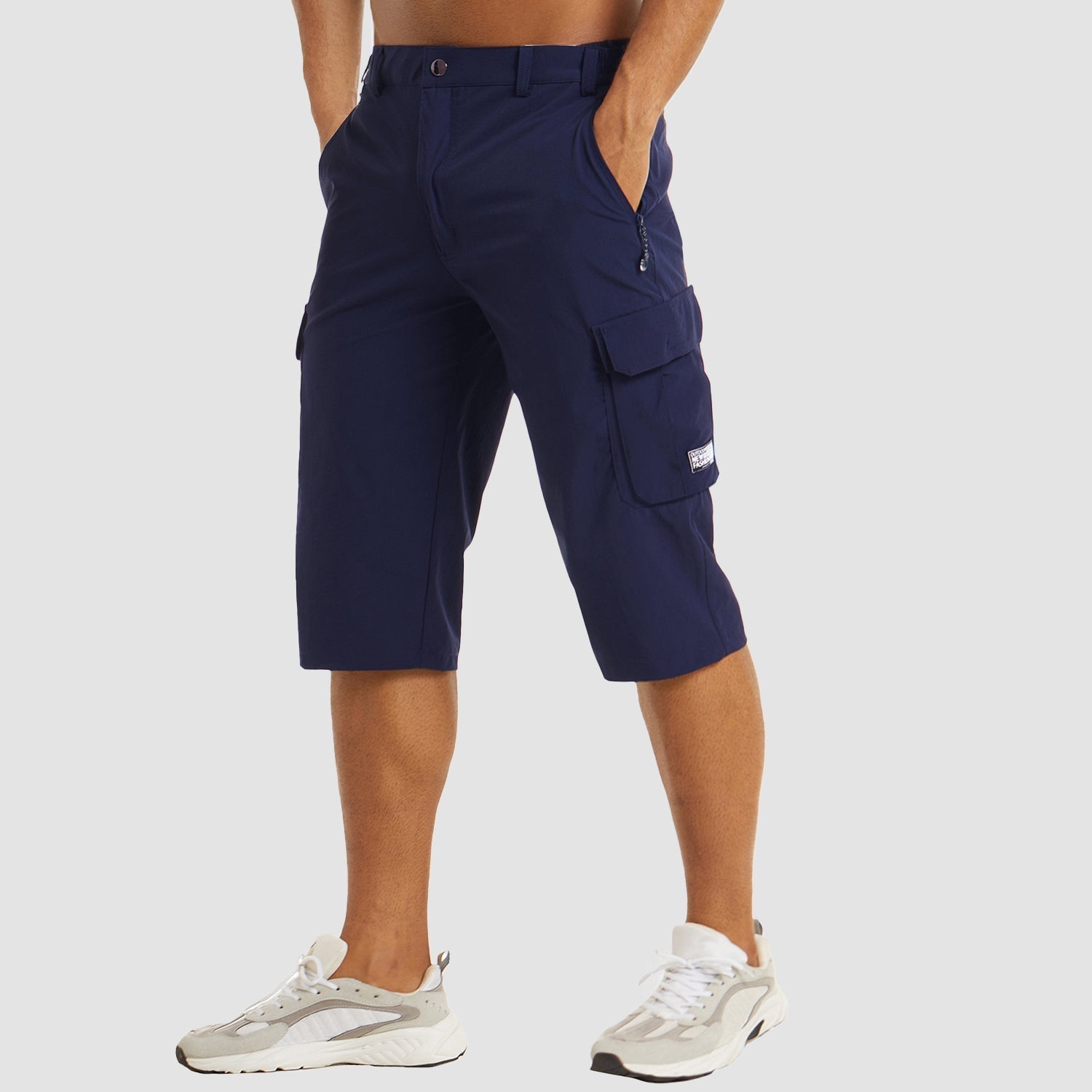 Homme Short Cargo Trois-Quarts avec Poches Latérales et Fermeture Boutonnée