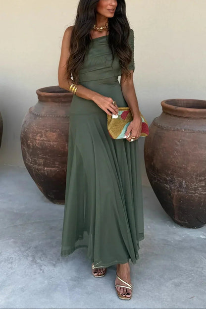 Robe Longue Drapée à Épaule Asymétrique et Jupe Fluide